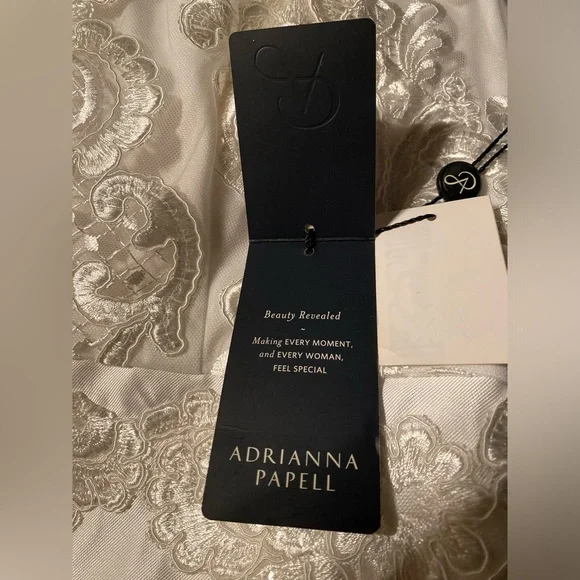 Adrianna Papell White Embroidered Cocktail Dress 2 NWT Elegant Formal Lace Stuns - Picture 5 of 8